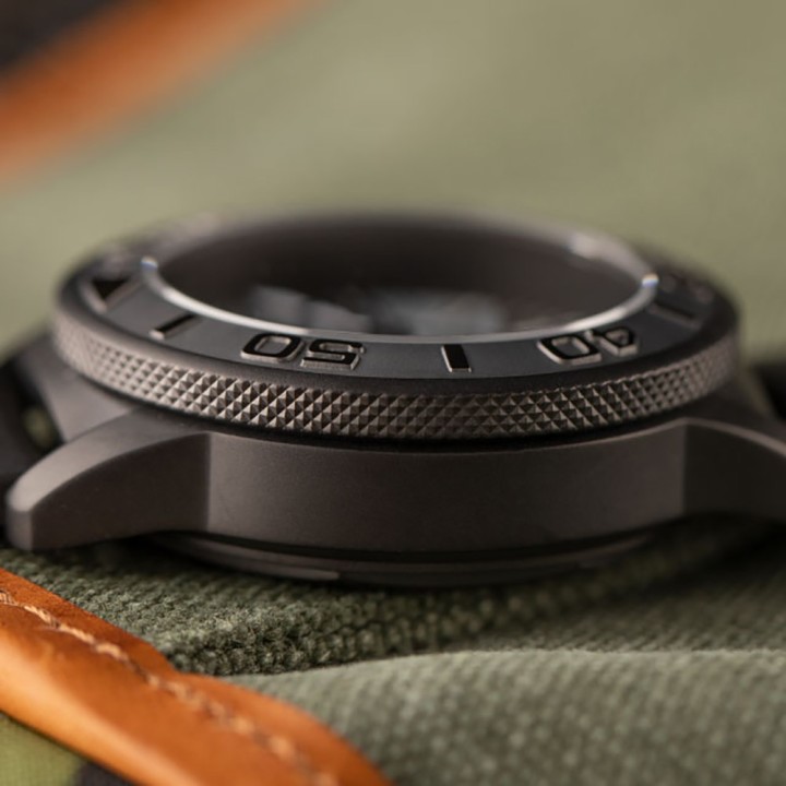 AQUA PVD CAMO GREY