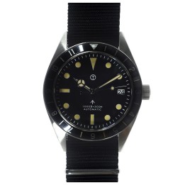 Classic 1960s Pattern Sterile Automatic Dual Time Zone Divers