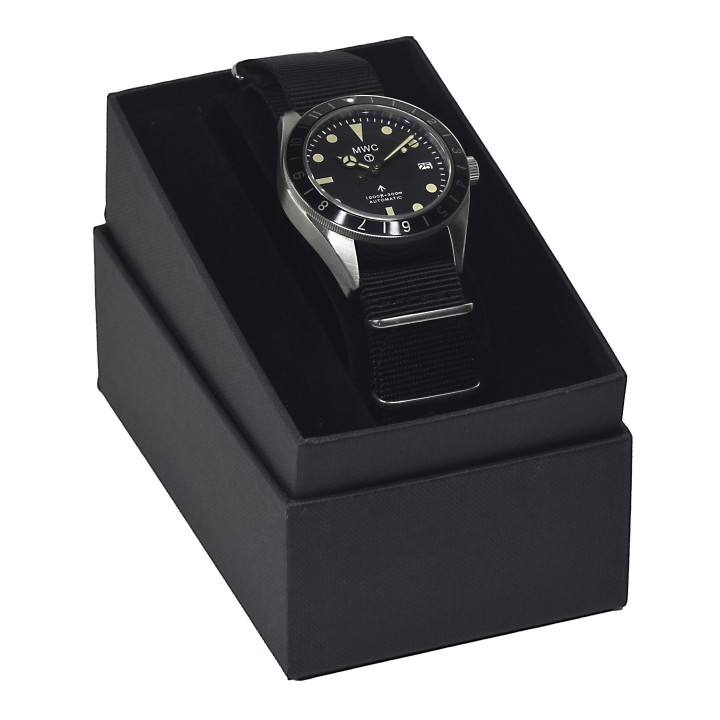 Classic 1960s Pattern Automatic Dual Time Zone Divers