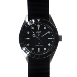 Classic 1960s Pattern Hybrid Dual Time Zone Divers