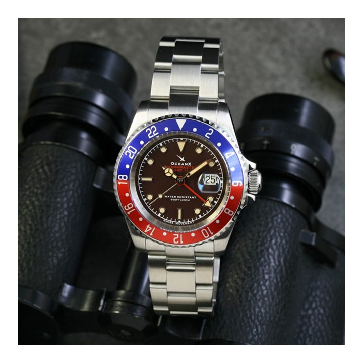 SHARKMASTER GMT II