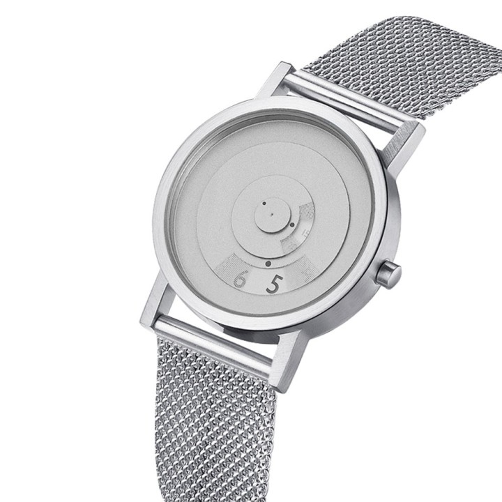 Reveal 33 Mesh (Worn caseback/side scratch)