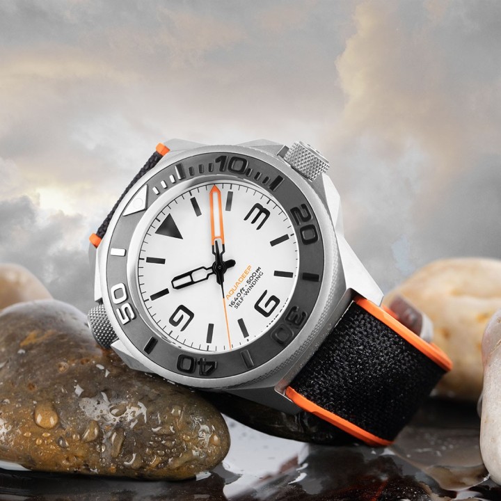 AQUALUME AUTOMATIC