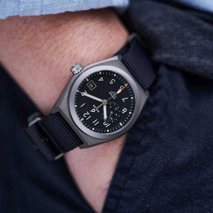 VENTURE WAYFARER-BLACK
