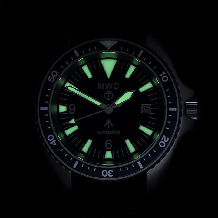 1999-2001 Pattern Black PVD Automatic
