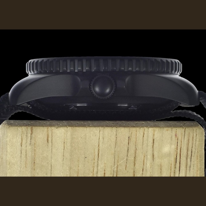 1999-2001 Pattern Black PVD Automatic
