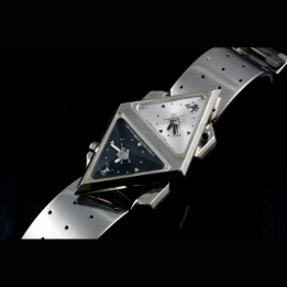 Double Rotating Pyramid