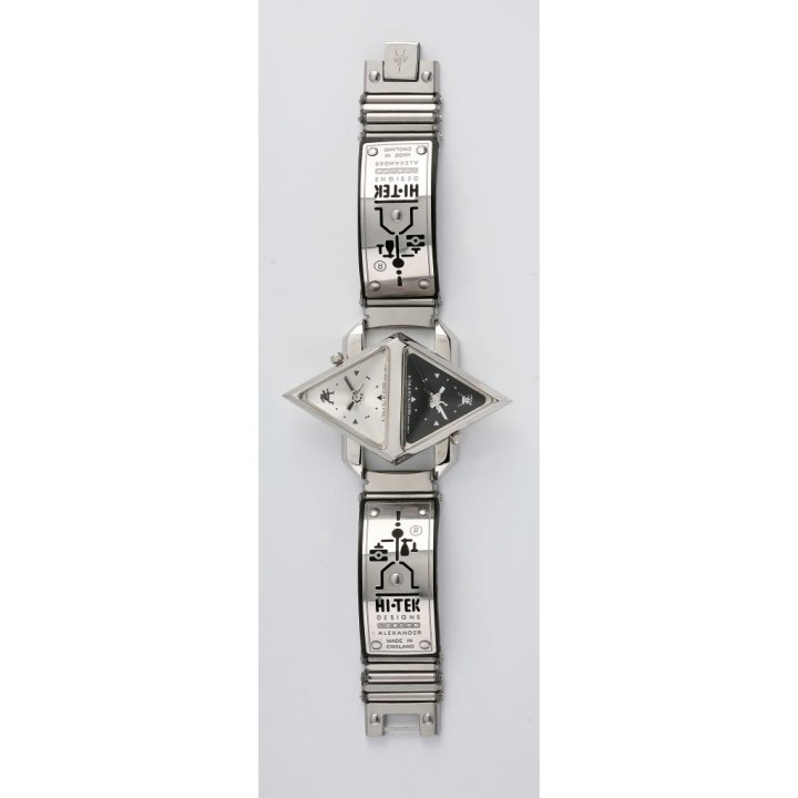 Double Rotating Pyramid