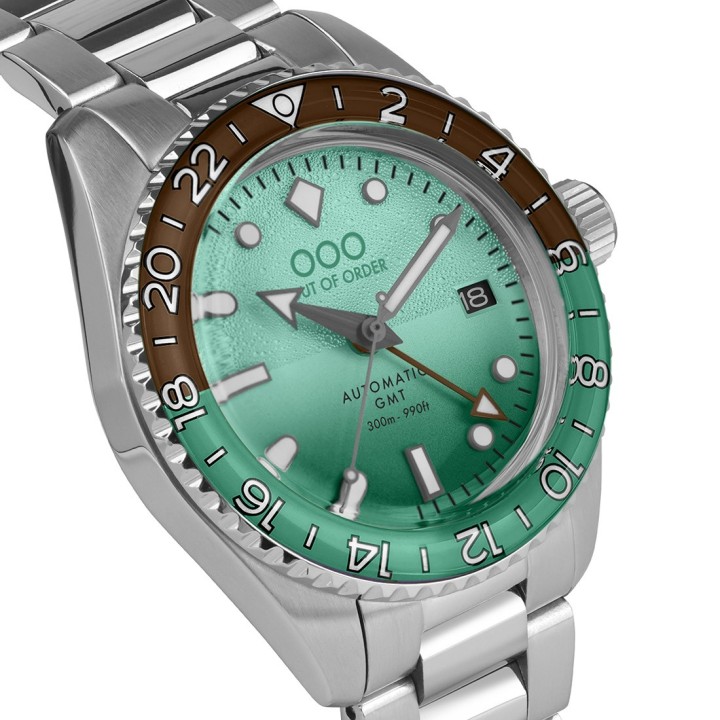 AFTER 8 AUTOMATIC GMT - ULTRA BRUSHED