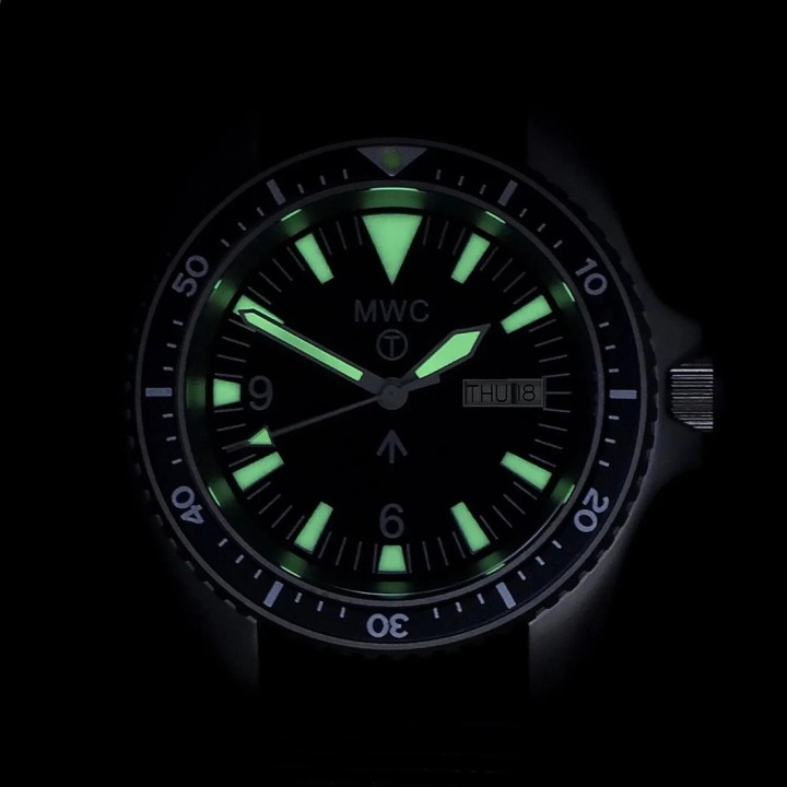 1999-2001 Pattern Quartz Day/Date Military ANSE FISSE