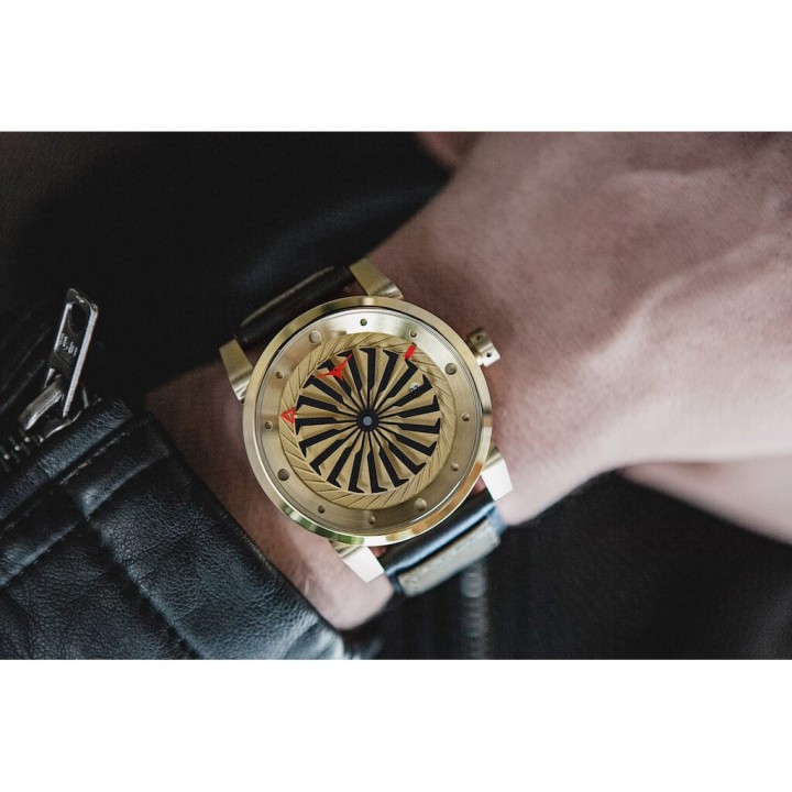 Blade Gold
