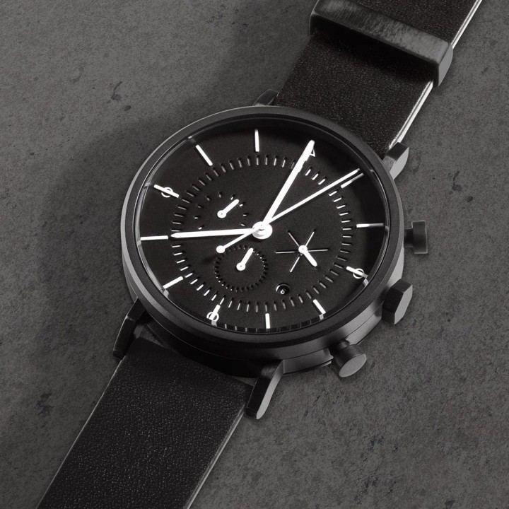 Eon Black