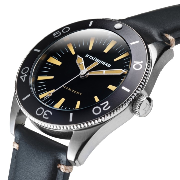 Iron Will Black Dial Black Leather Strap