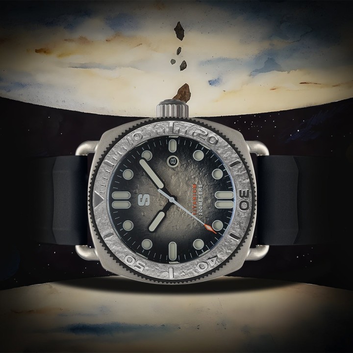 TITANIUM Defender Grey Lunar Dial Black Silicon Strap
