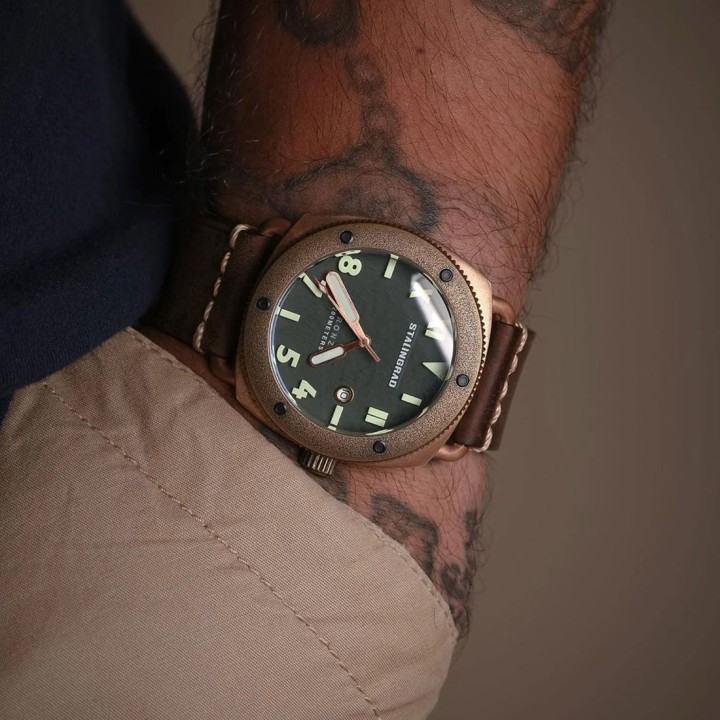 Bronze Defender 200M Green Dial Brown Leather Strap