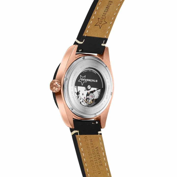 Commander Black Dial Black Leather Strap