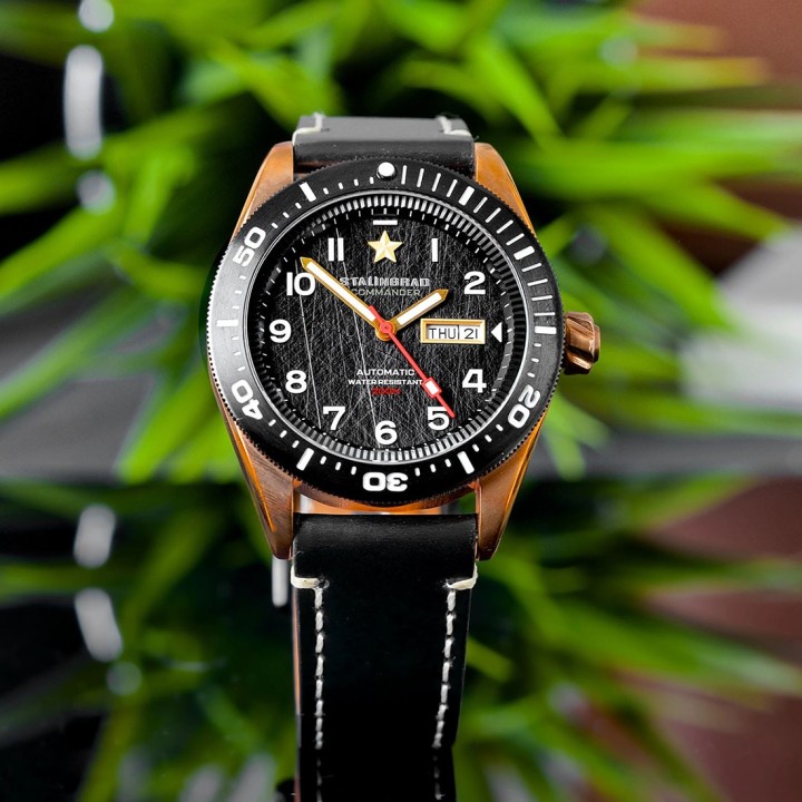 Commander Black Dial Black Leather Strap