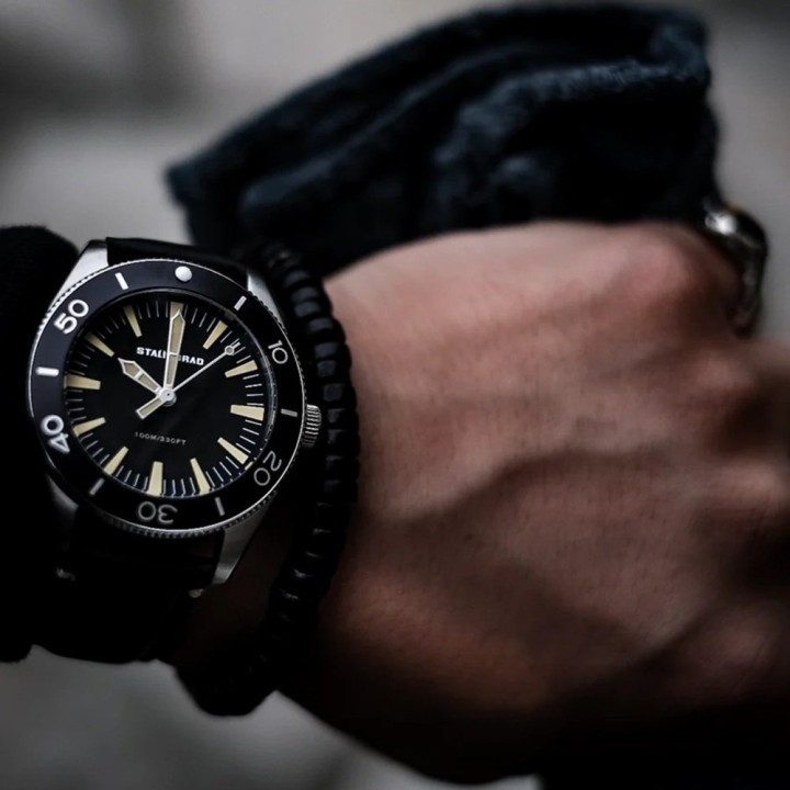 Iron Will Black Dial Black Leather Strap