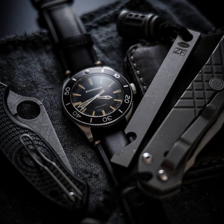 Iron Will Black Dial Black Leather Strap
