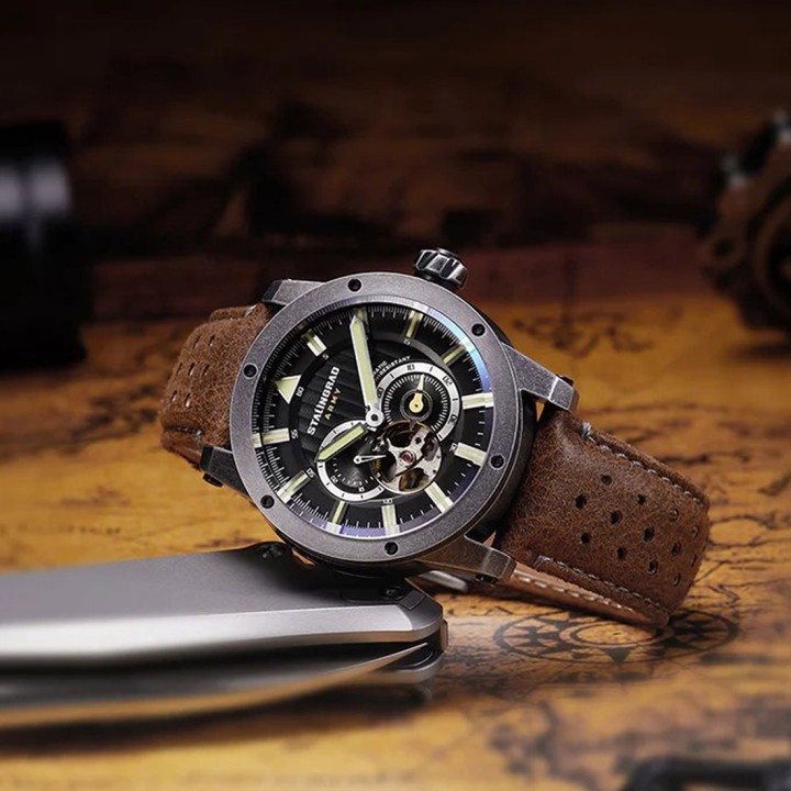 Red Army Black Dial Brown Leather Strap