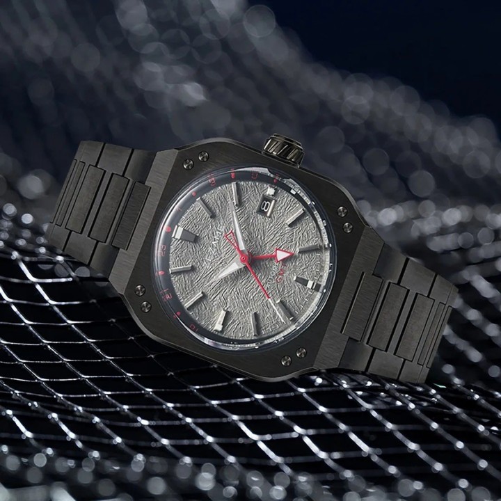 Night Hawk GMT Stainless Steel Watch 40.5mm