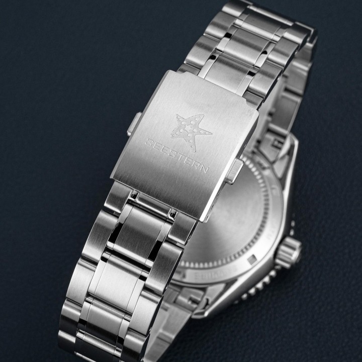 S456 Green Seestern GMT