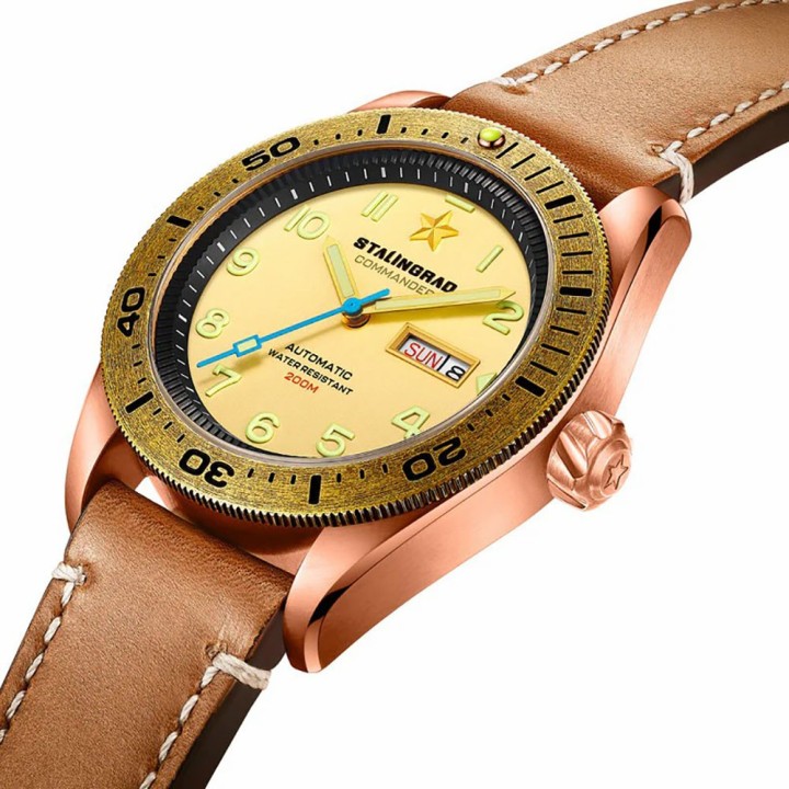 Commander Beige Dial Brown Leather Strap