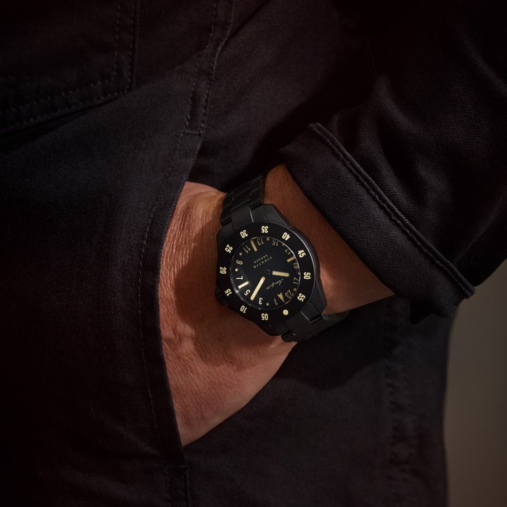 Aventyr 24-Hour Vanta Black
