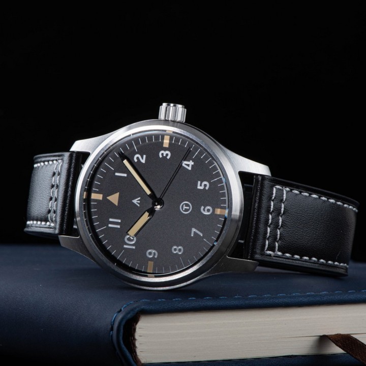 Black Pilot S424