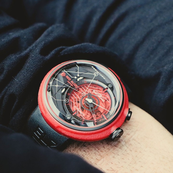 Mechanical Collection- The Red Alert - Edition