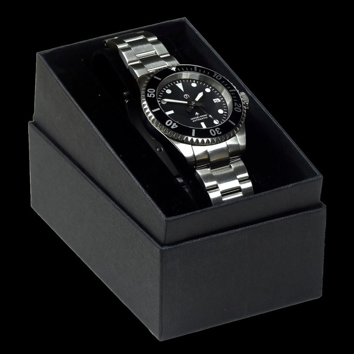 MWC 24 Jewel 1982 Pattern 300m Automatic Military Divers (sterile)