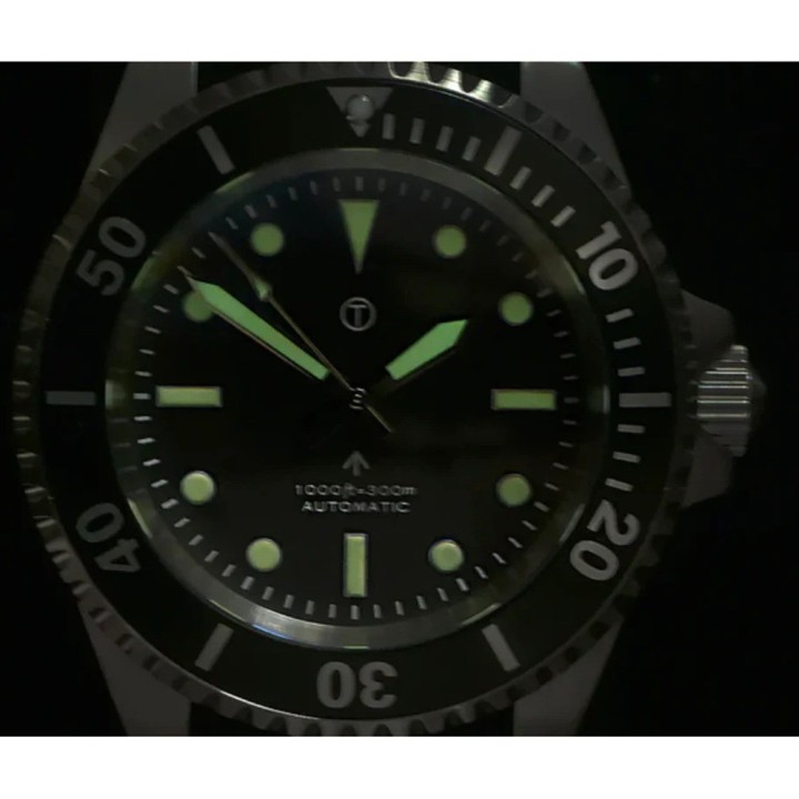 MWC 24 Jewel 1982 Pattern 300m Automatic Military Divers (sterile)