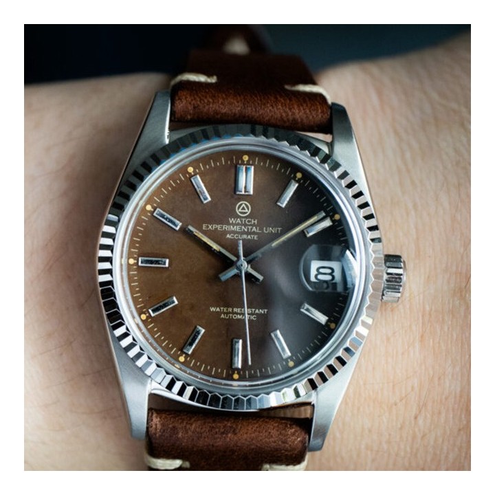 Cabochon – Tropical / Leather Strap Version