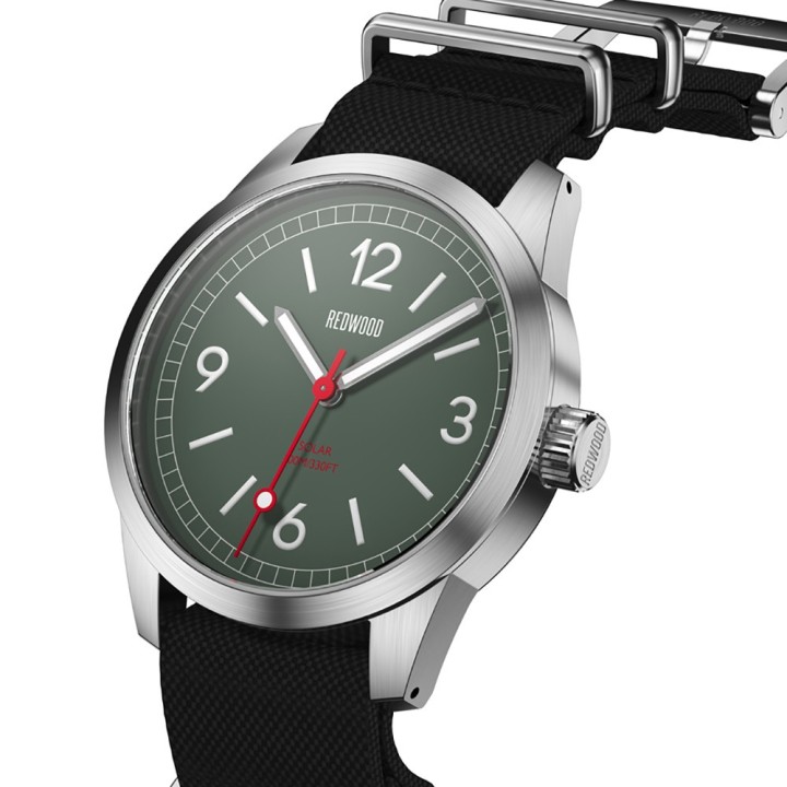 Field v3 - Olive (Solar)