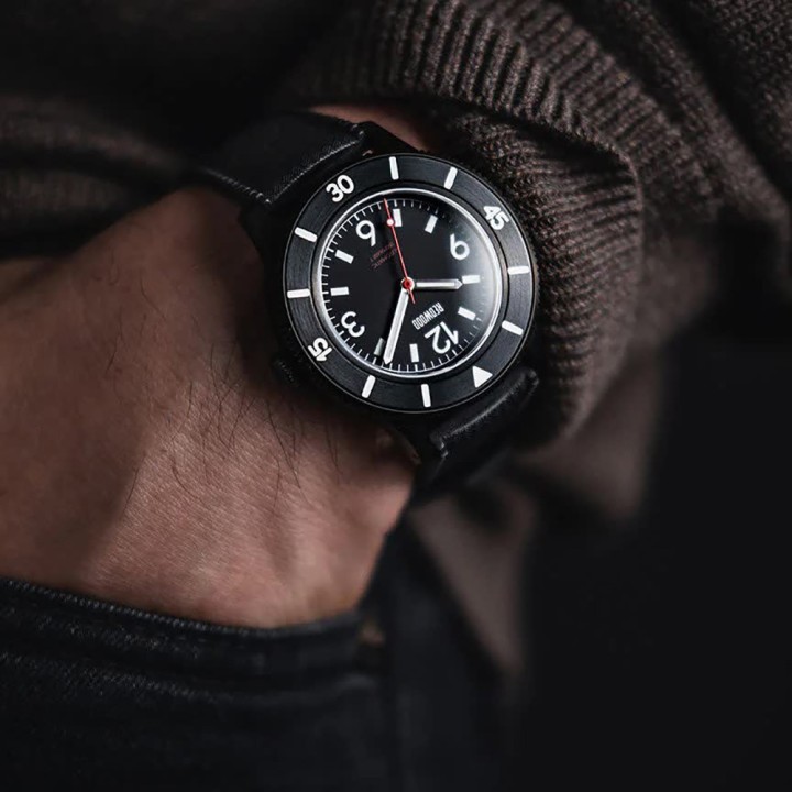Tactical v3 - Stealth (Solar)