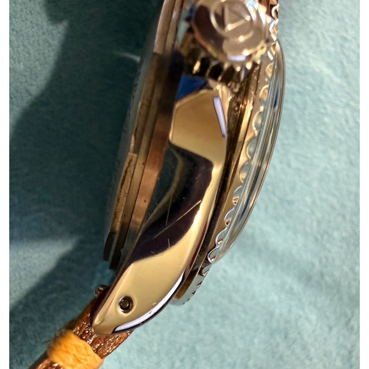 Royal Marine Brown Vintage (Cassa e vetro leggermente graffiati e cinturino leggermente usato)
