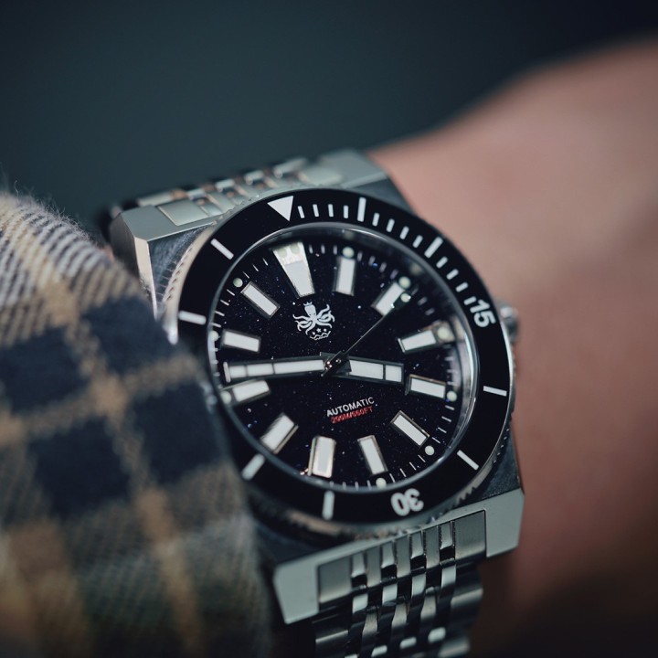 Narwhal 200M Automatic PY061B