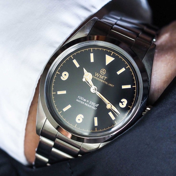 Barracuda – Black Dial Edition / Metal Bracelet + Leather Strap Set