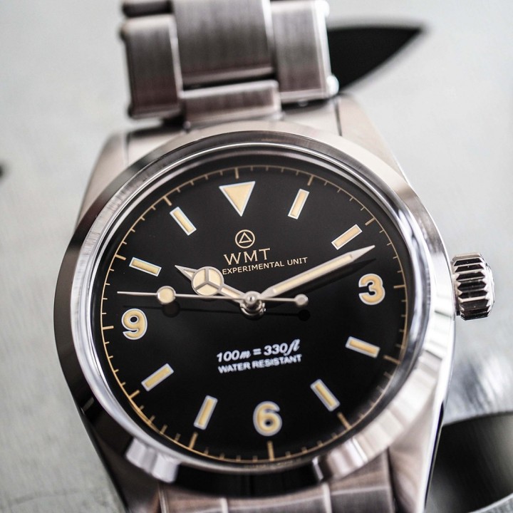 Barracuda – Black Dial Edition / Metal Bracelet + Leather Strap Set