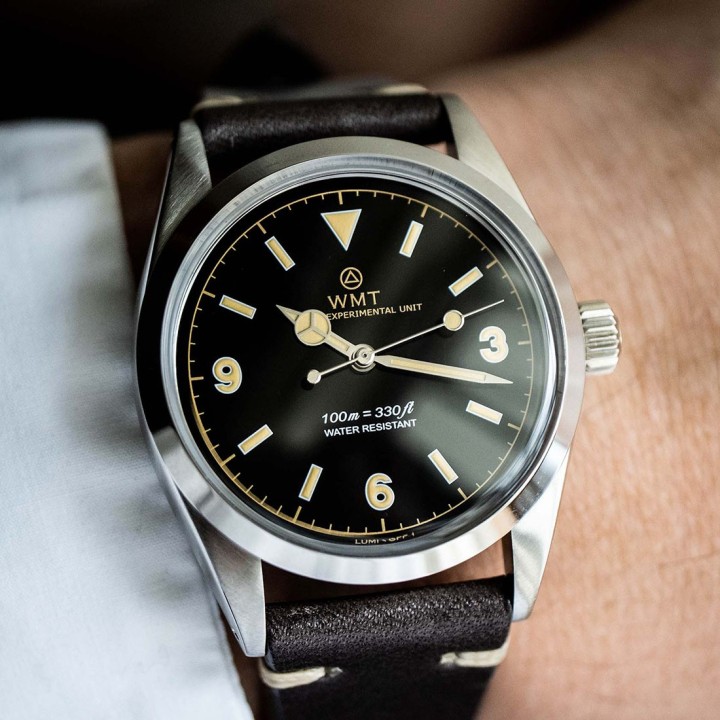Barracuda – Black Dial Edition / Metal Bracelet + Leather Strap Set