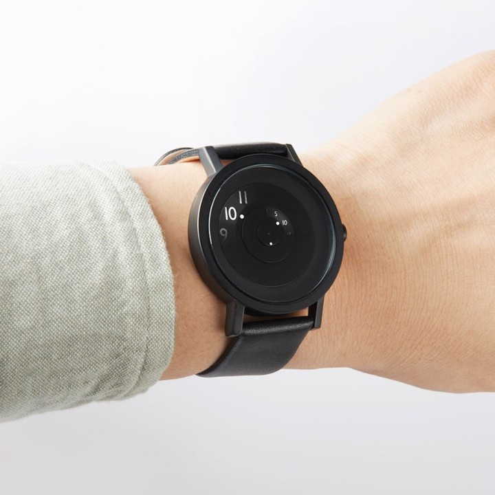 40mm Reveal Watch