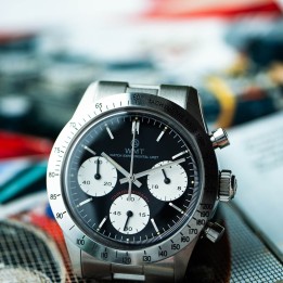 GP1 / Black Dial