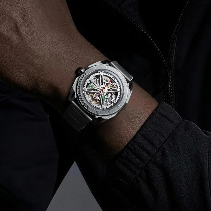 FALCON SILVER