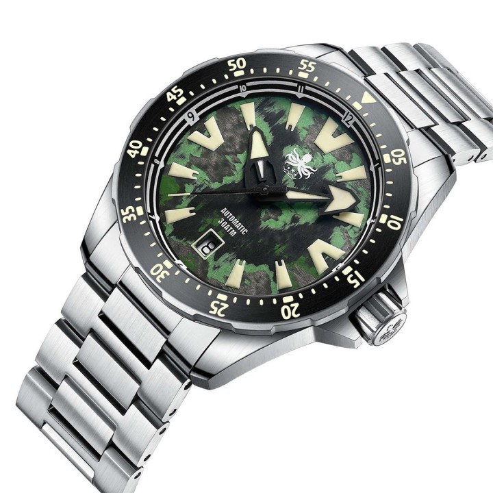 APOLLO TITANIUM 300M PY041A Jungle Camo Green