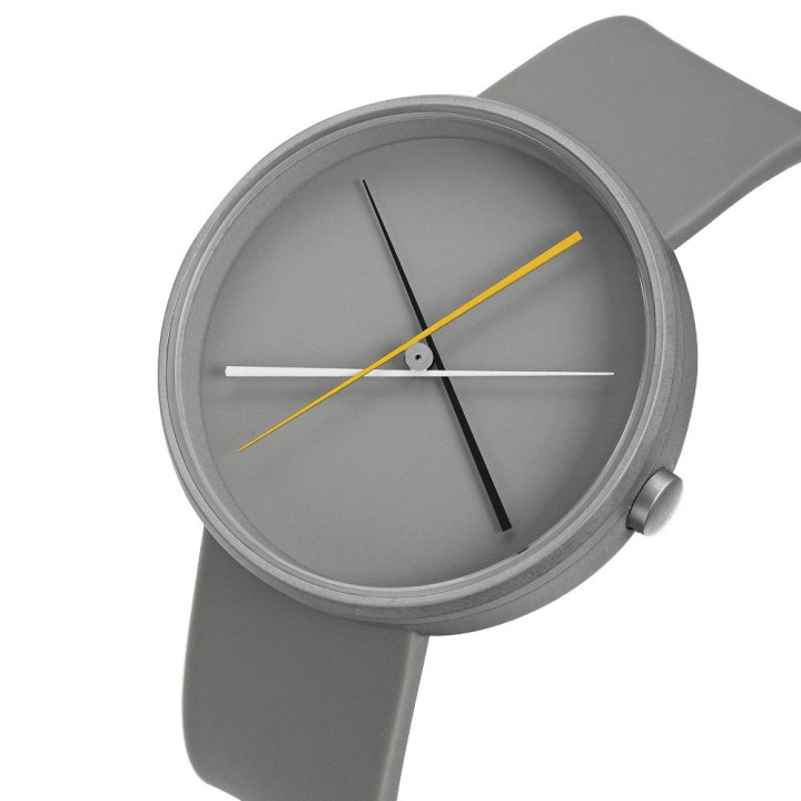 Crossover Gray