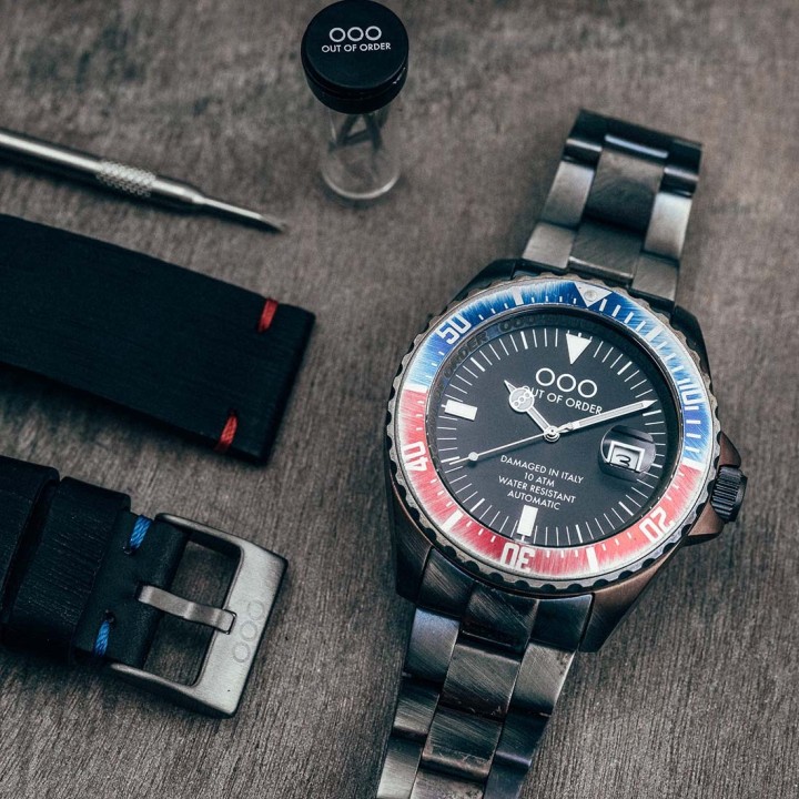AUTOMATICO RED AND BLUE