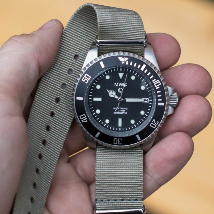 24 Jewel 300m Stainless Automatic Submariner