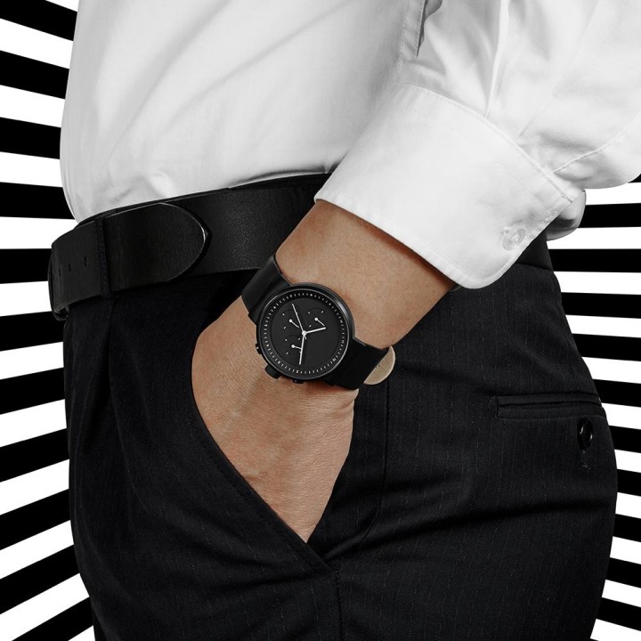 Kiura Black