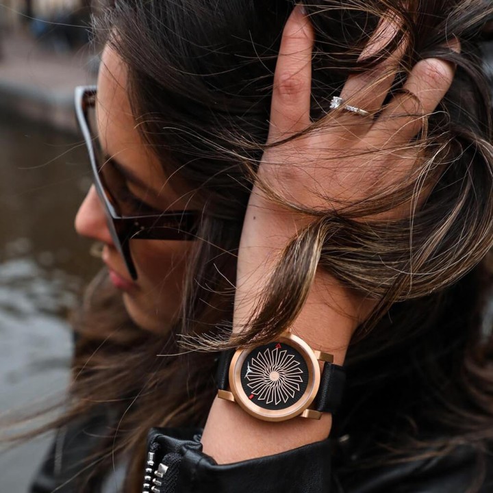 BLADE ROSE GOLD