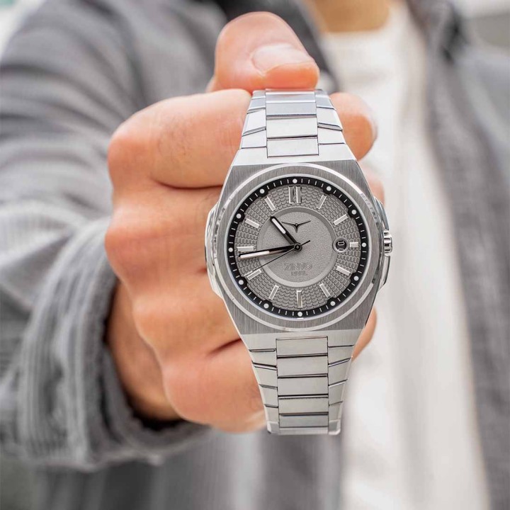 Rival Silver